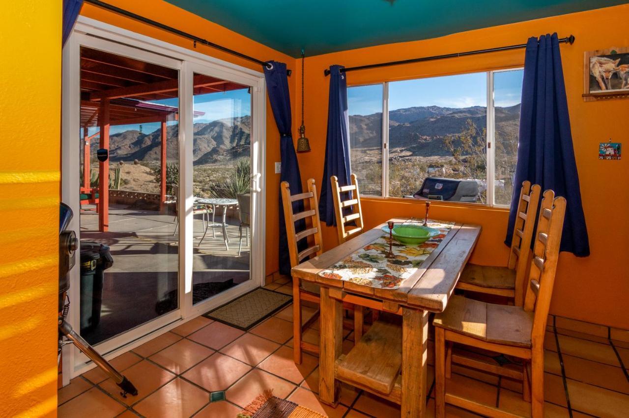 Chuck'S Cabin In A Joshua Tree Community Туэнтинайн-Палмс Экстерьер фото